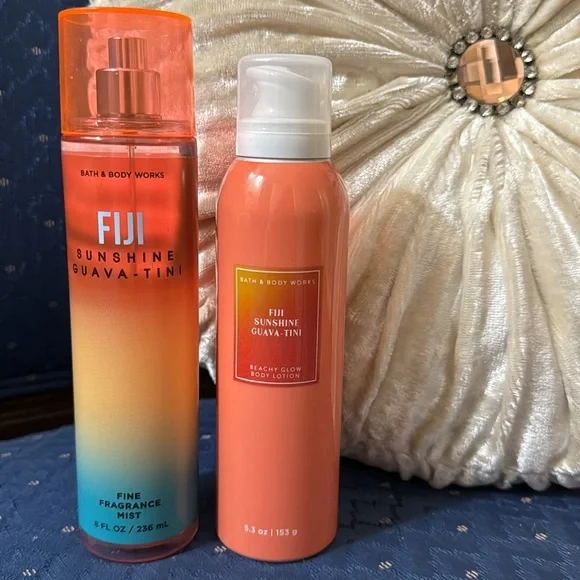 BATH & BODY WORKS SET. . . FIJI SUNSHINE -TINI SCENT - Picture 2 of 5